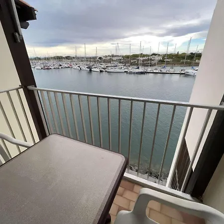 Avec Mezzanine, Ascenseur, Commerces A Proximite, Lave-linge, Animaux Admis - Fr-1-702-29 Apartment Agde