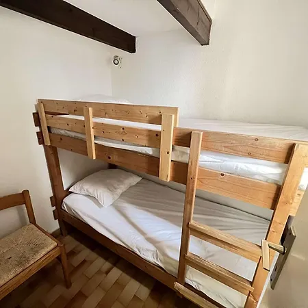 Apartment Avec Mezzanine, Ascenseur, Commerces A Proximite, Lave-linge, Animaux Admis - Fr-1-702-29 *