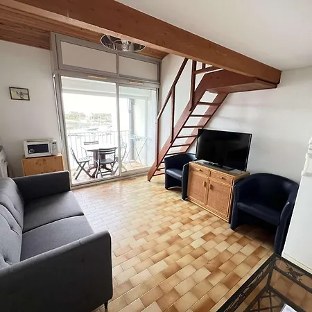 Apartment Avec Mezzanine, Ascenseur, Commerces A Proximite, Lave-linge, Animaux Admis - Fr-1-702-29 *